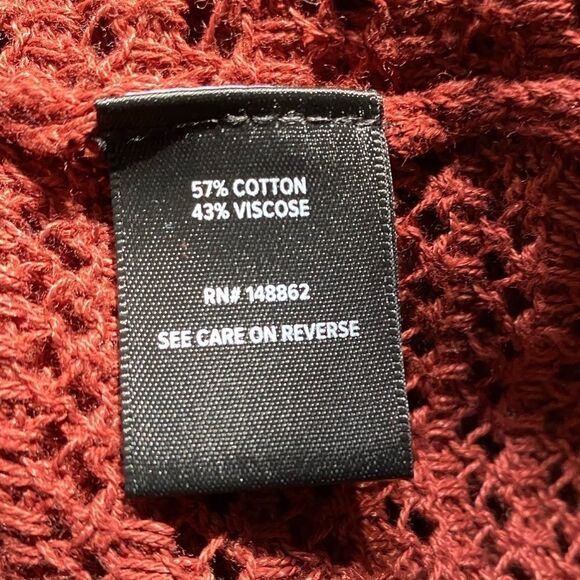 TORRID RUST RED OPEN STITCH & POINTELLE V-NECK CROP PULLOVER SWEATER - Picture 5 of 6